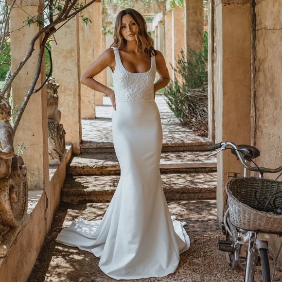 Milano Crepe Anna Campbell Wedding Dress